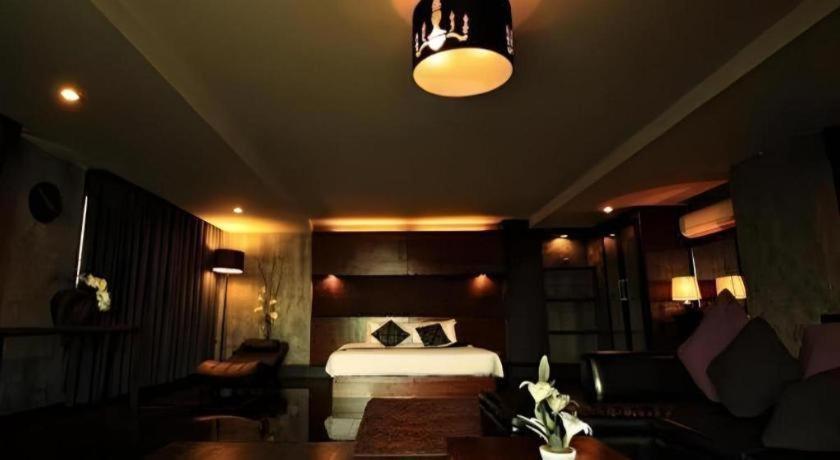 B2 Black Business And Budget Hotel Chiang Mai Dış mekan fotoğraf