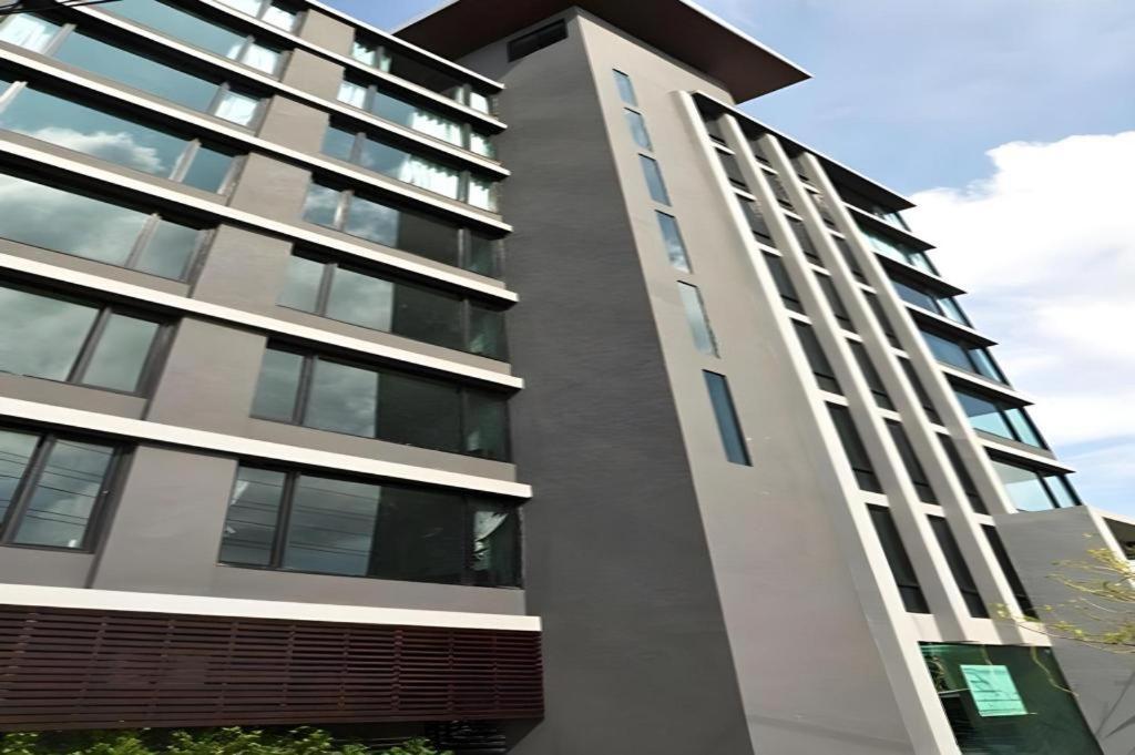 B2 Black Business And Budget Hotel Chiang Mai Dış mekan fotoğraf