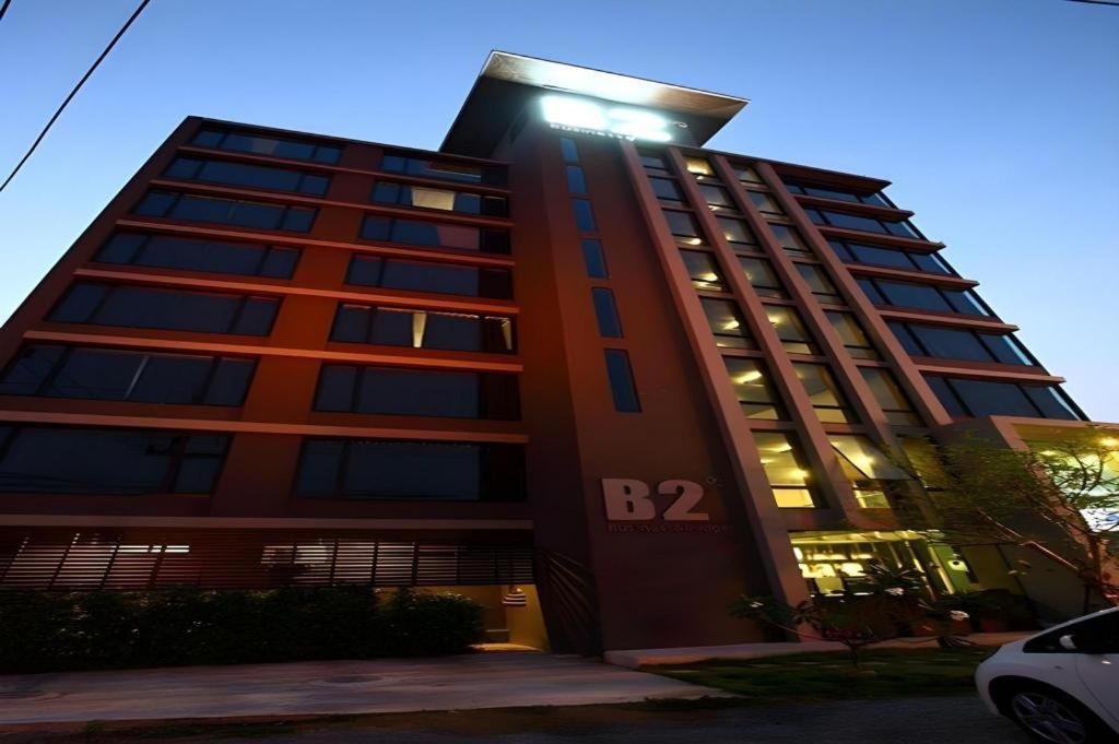 B2 Black Business And Budget Hotel Chiang Mai Dış mekan fotoğraf