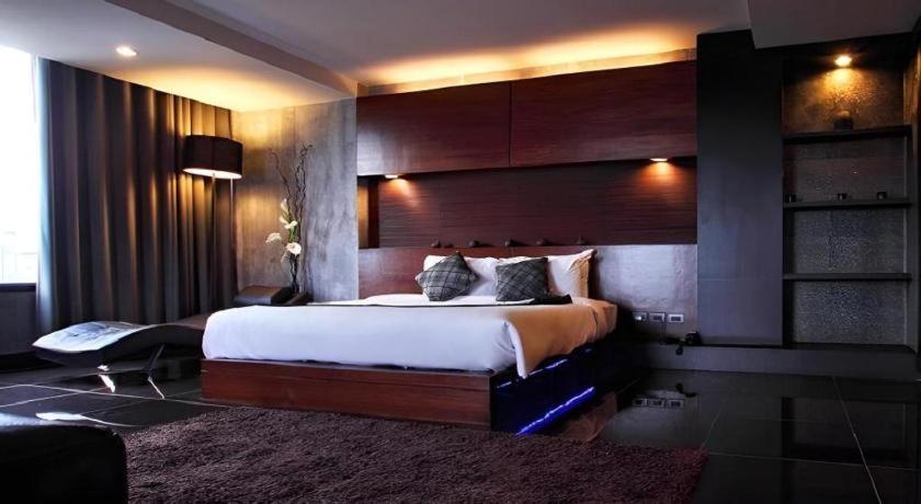 B2 Black Business And Budget Hotel Chiang Mai Dış mekan fotoğraf