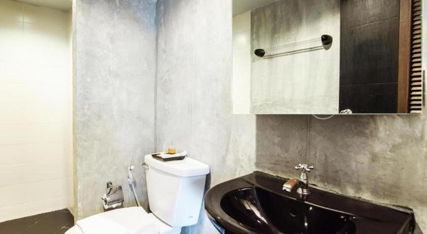 B2 Black Business And Budget Hotel Chiang Mai Dış mekan fotoğraf