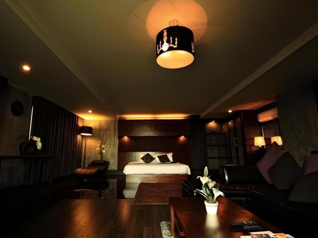 B2 Black Business And Budget Hotel Chiang Mai Dış mekan fotoğraf